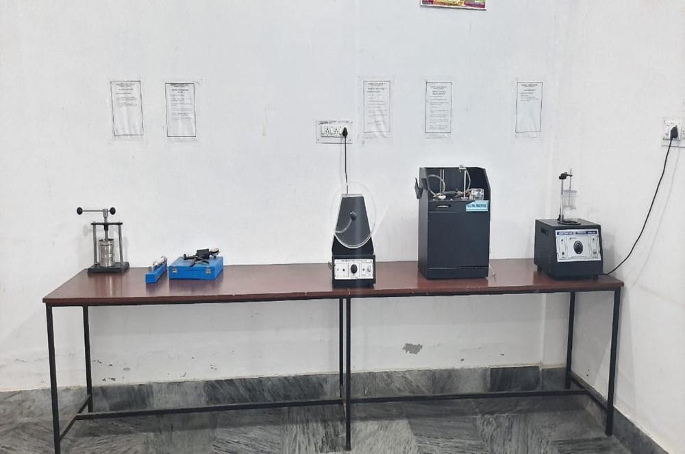 Machine Room & Instrument Room